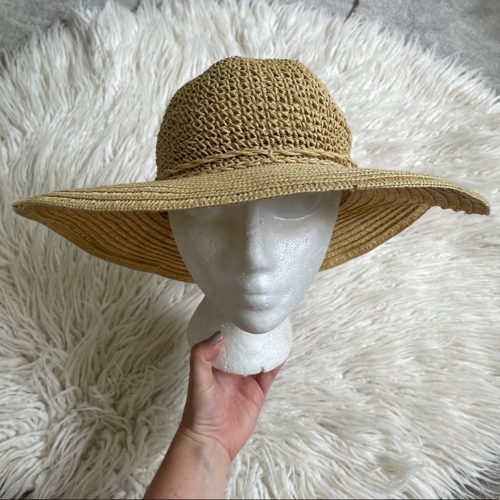 100% Paper Womens Woven Twist Beaded Braid Package Sun Hat EUC 57 CM